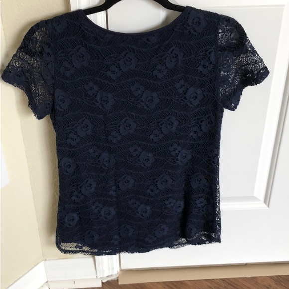 Navy blue lace top - Picture 2 of 3